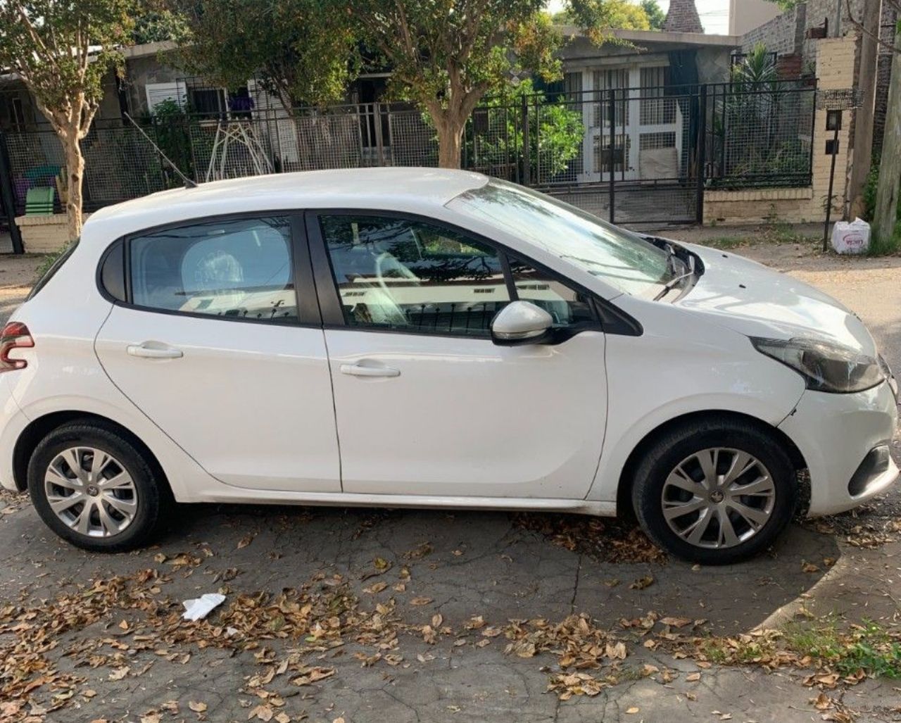 Peugeot 208 Usado en Santa Fe, deRuedas