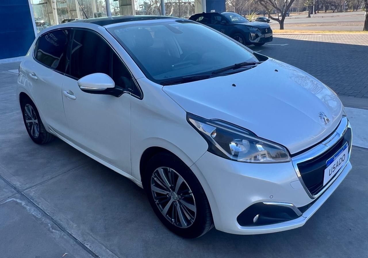Peugeot 208 Usado en Mendoza, deRuedas