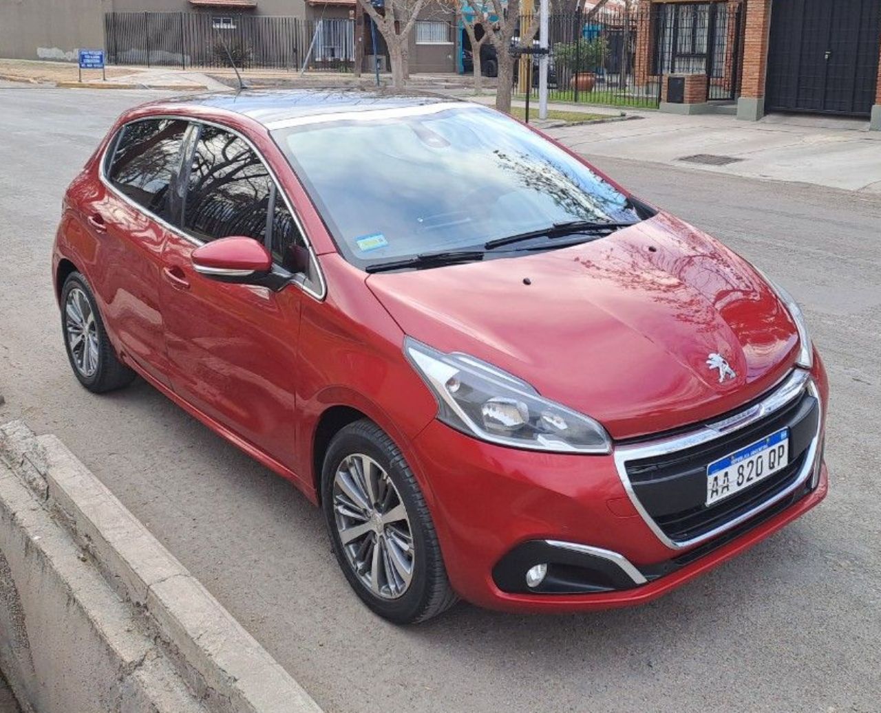 Peugeot 208 Usado en Mendoza, deRuedas