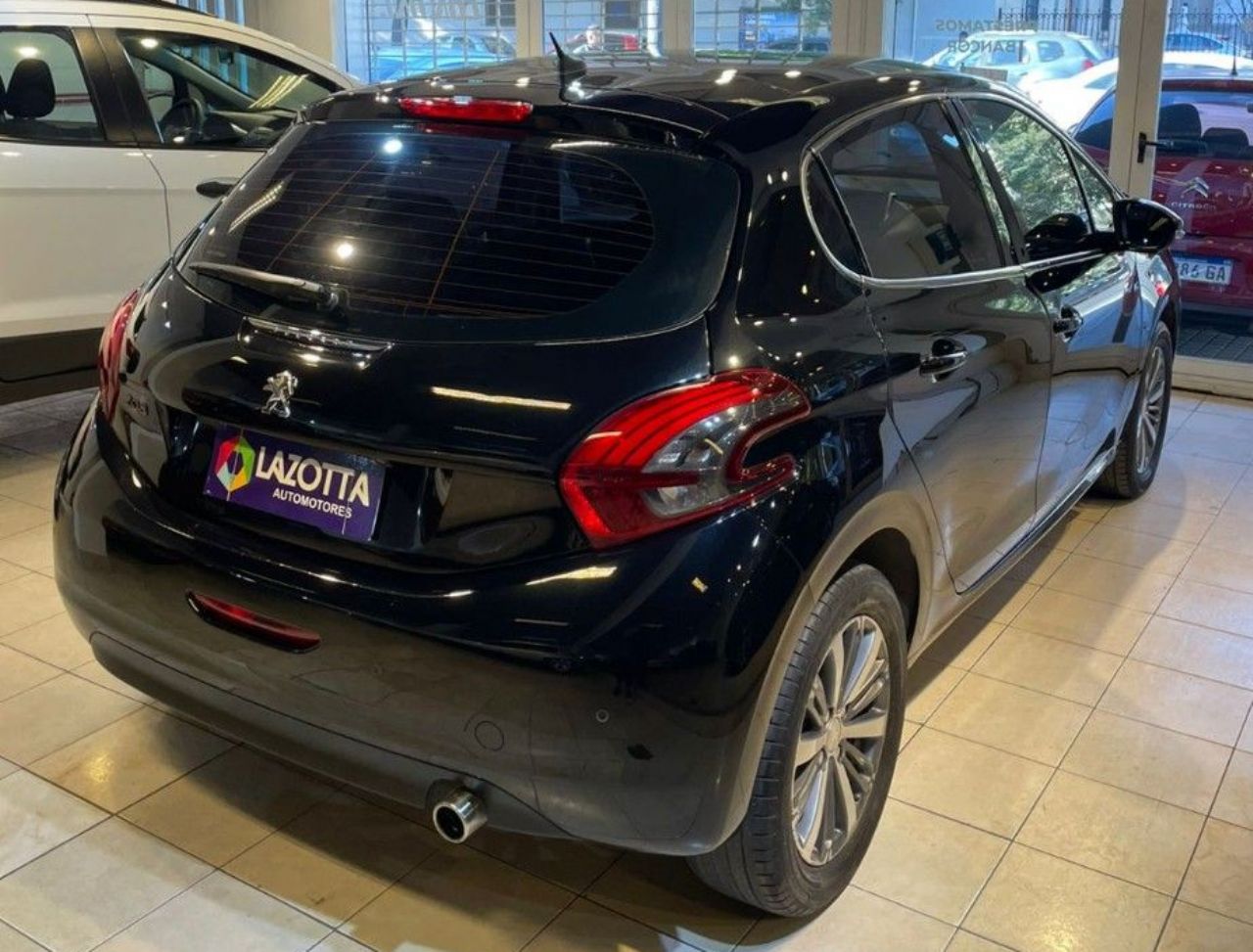 Peugeot 208 Usado Financiado en Córdoba, deRuedas