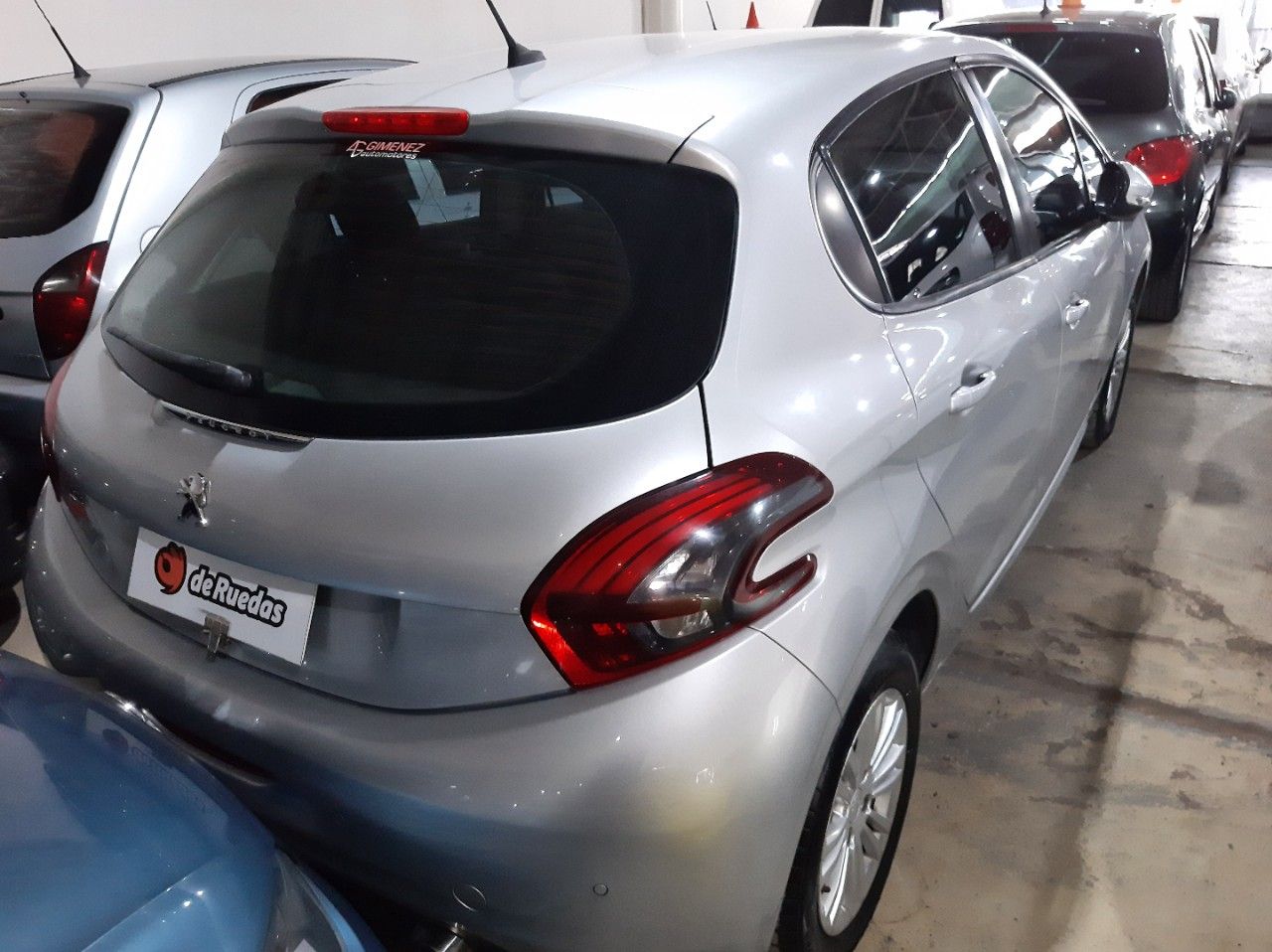 Peugeot 208 Usado Financiado en Mendoza, deRuedas