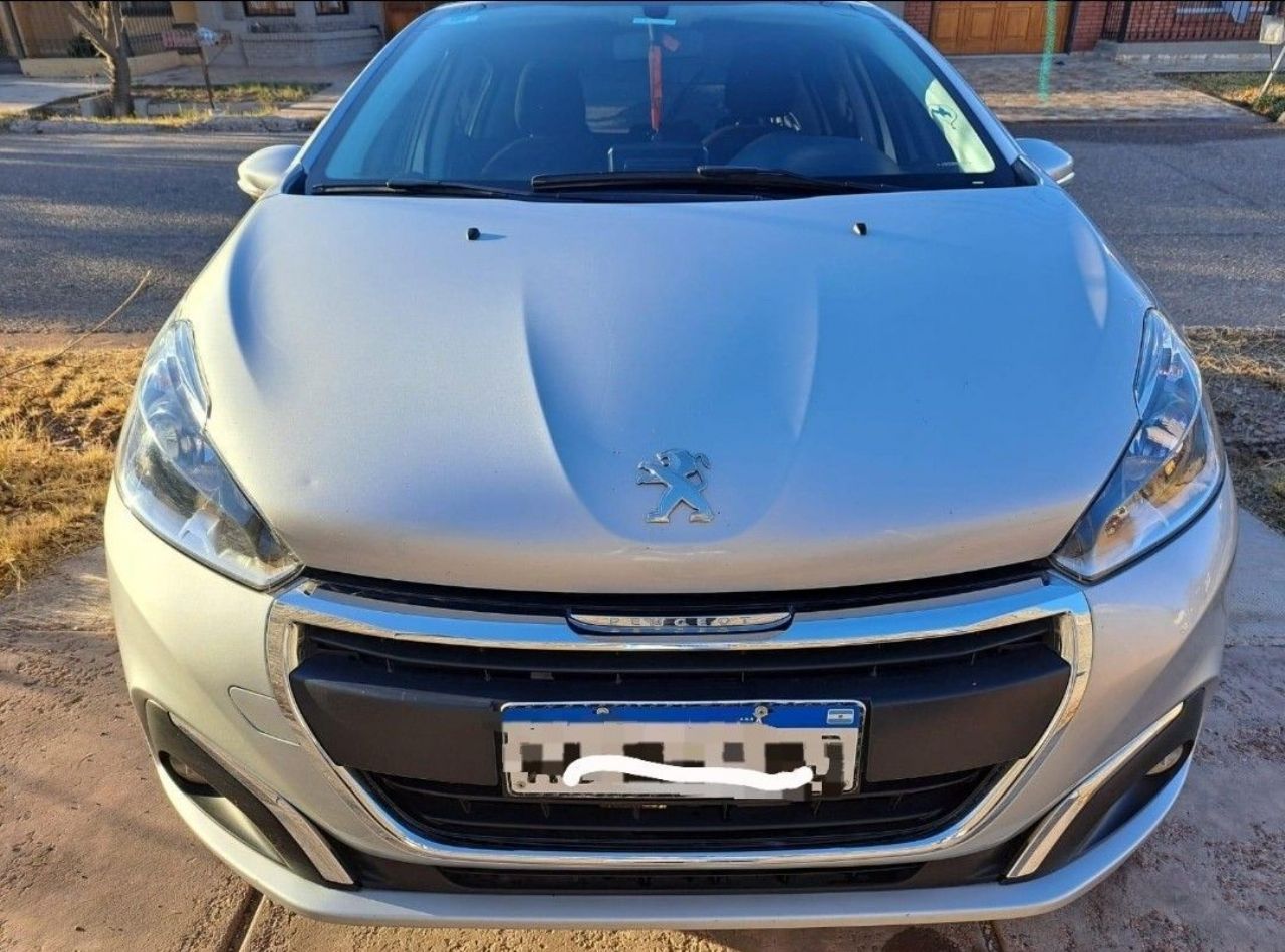 Peugeot 208 Usado en Mendoza, deRuedas