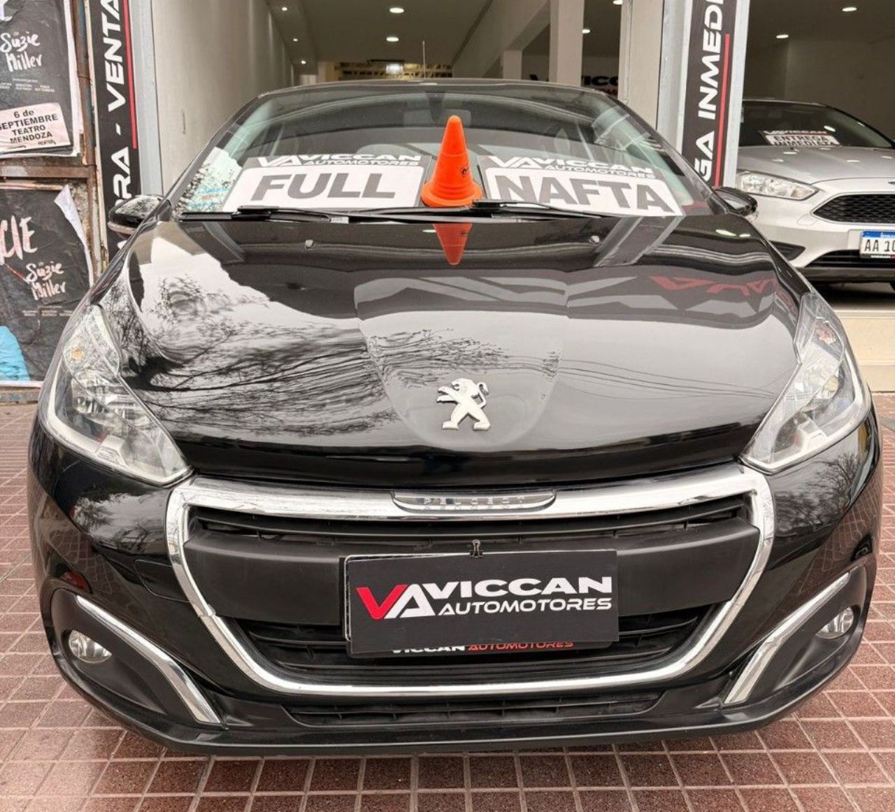 Peugeot 208 Usado Financiado en Mendoza, deRuedas