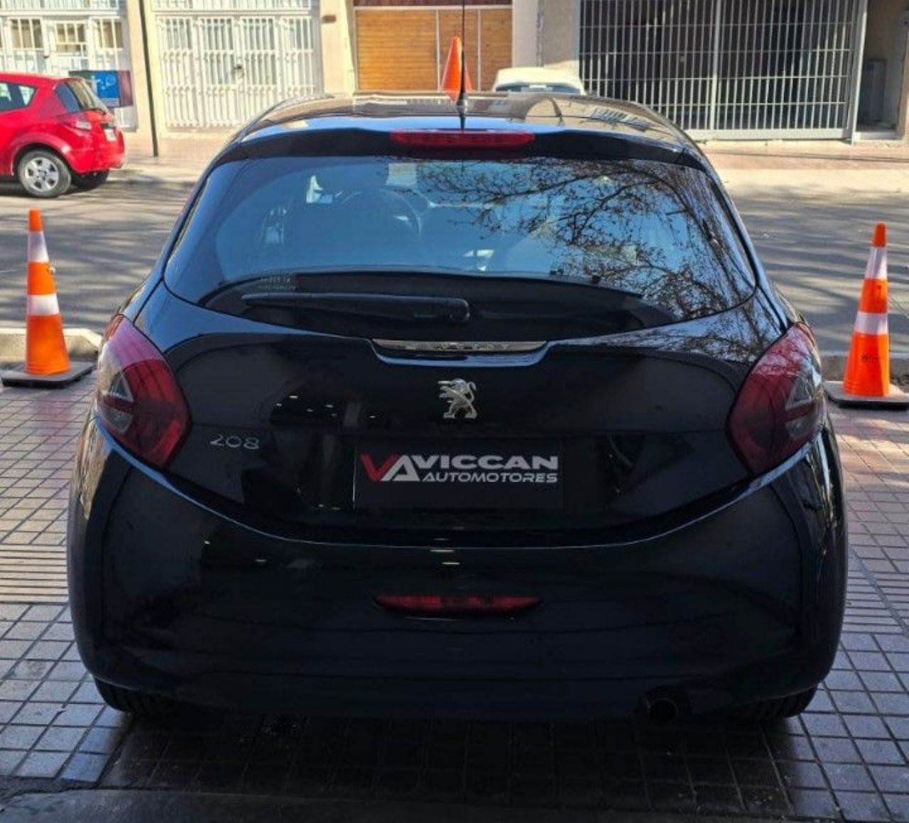 Peugeot 208 Usado Financiado en Mendoza, deRuedas