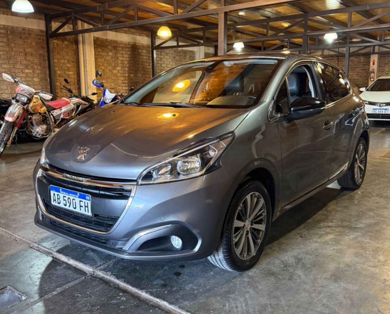 Peugeot 208 Usado en Mendoza, deRuedas