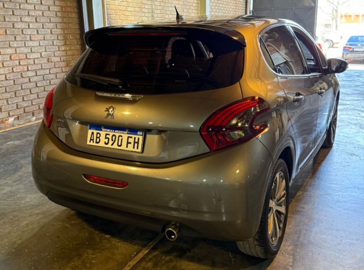Peugeot 208 Usado en Mendoza, deRuedas