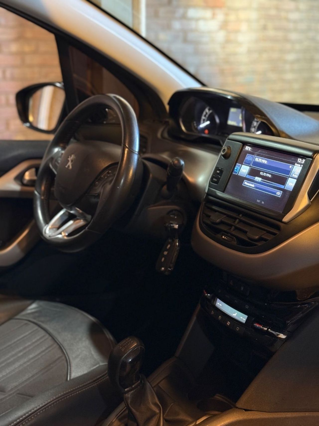Peugeot 208 Usado en Mendoza, deRuedas