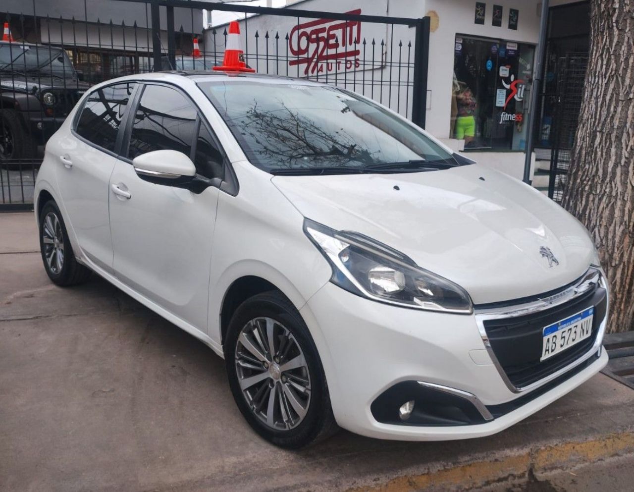 Peugeot 208 Usado en Mendoza, deRuedas