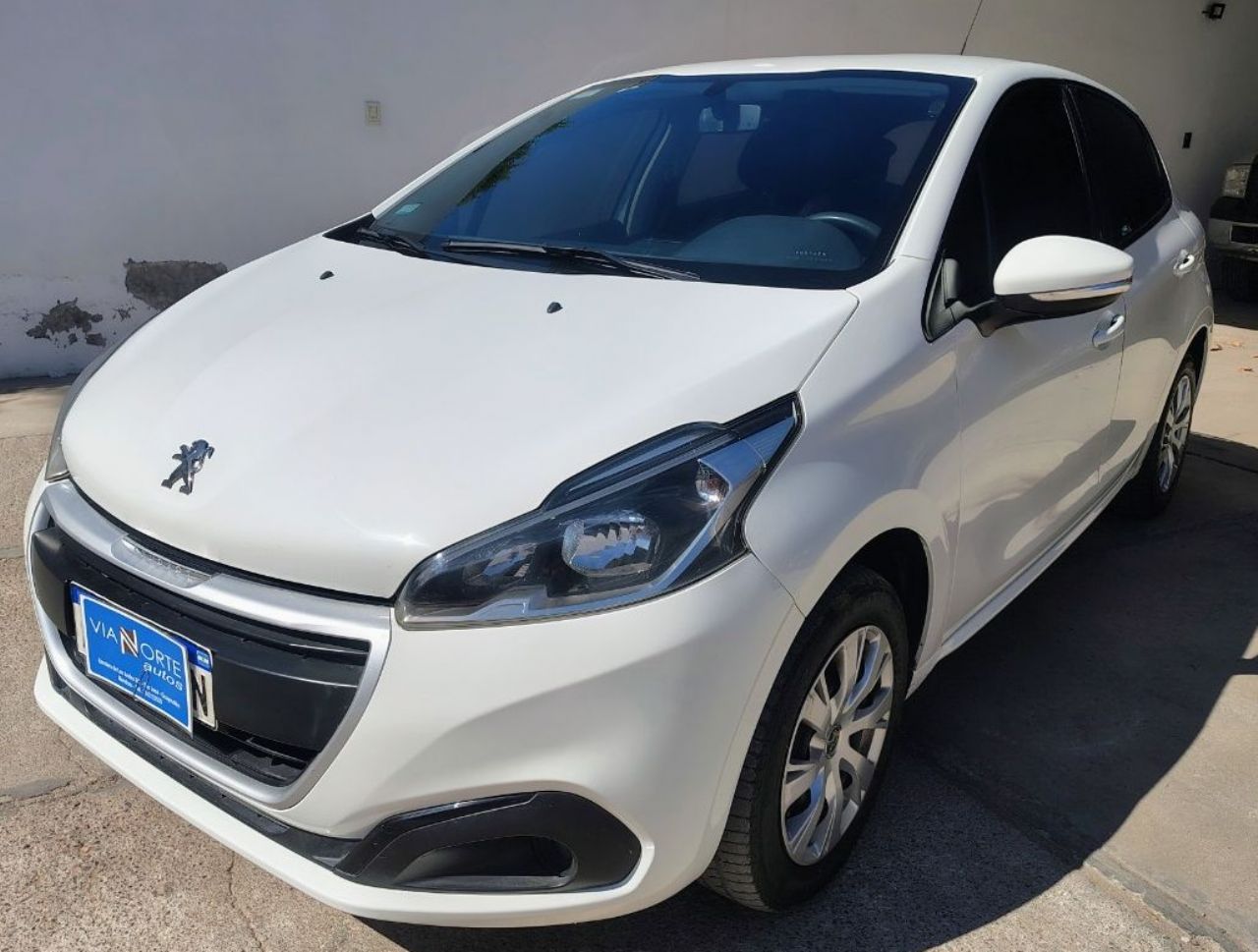 Peugeot 208 Usado Financiado en Mendoza, deRuedas