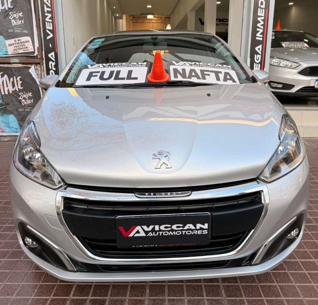 Peugeot 208 Usado Financiado en Mendoza, deRuedas