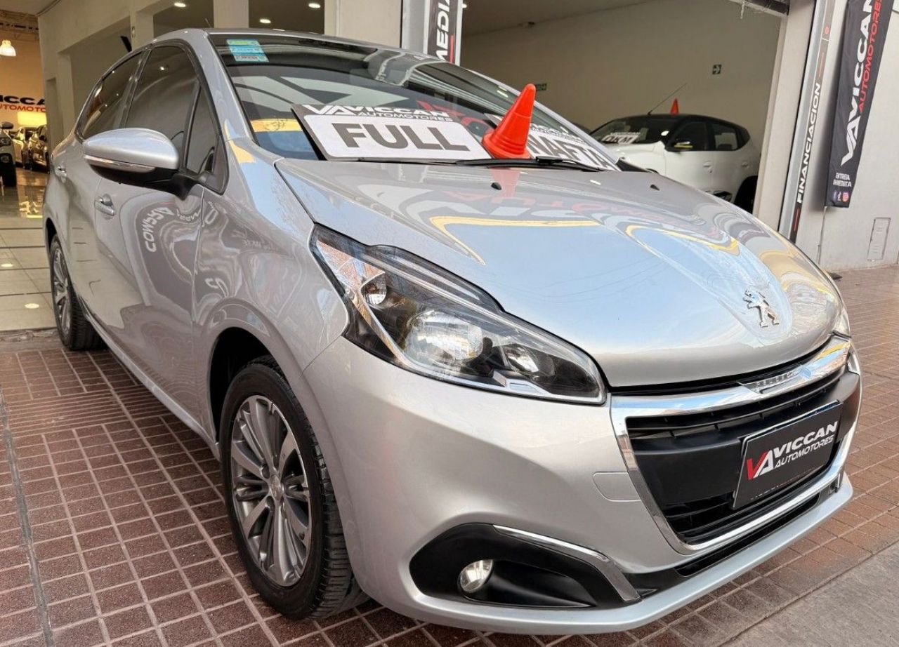 Peugeot 208 Usado Financiado en Mendoza, deRuedas