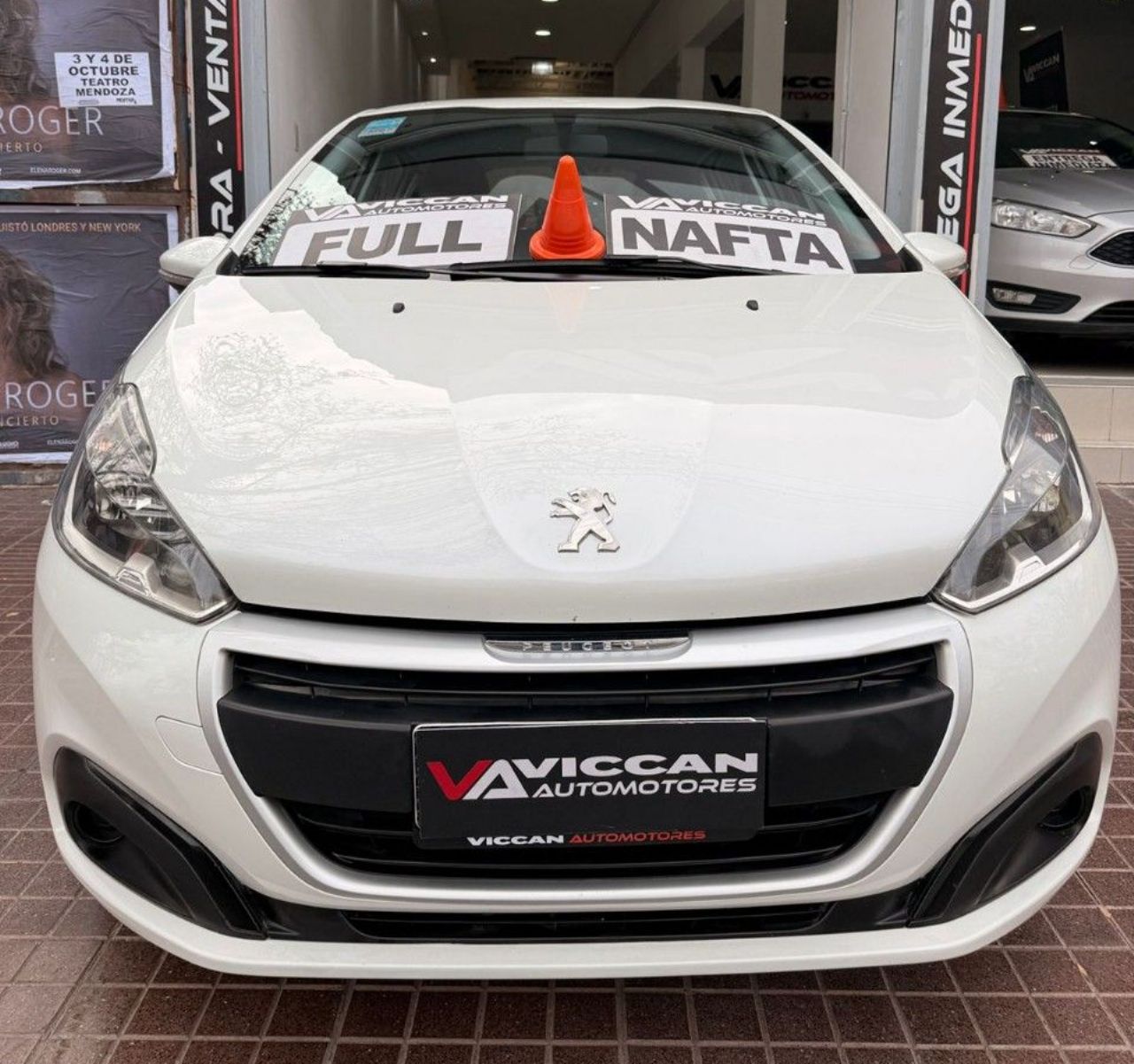 Peugeot 208 Usado Financiado en Mendoza, deRuedas