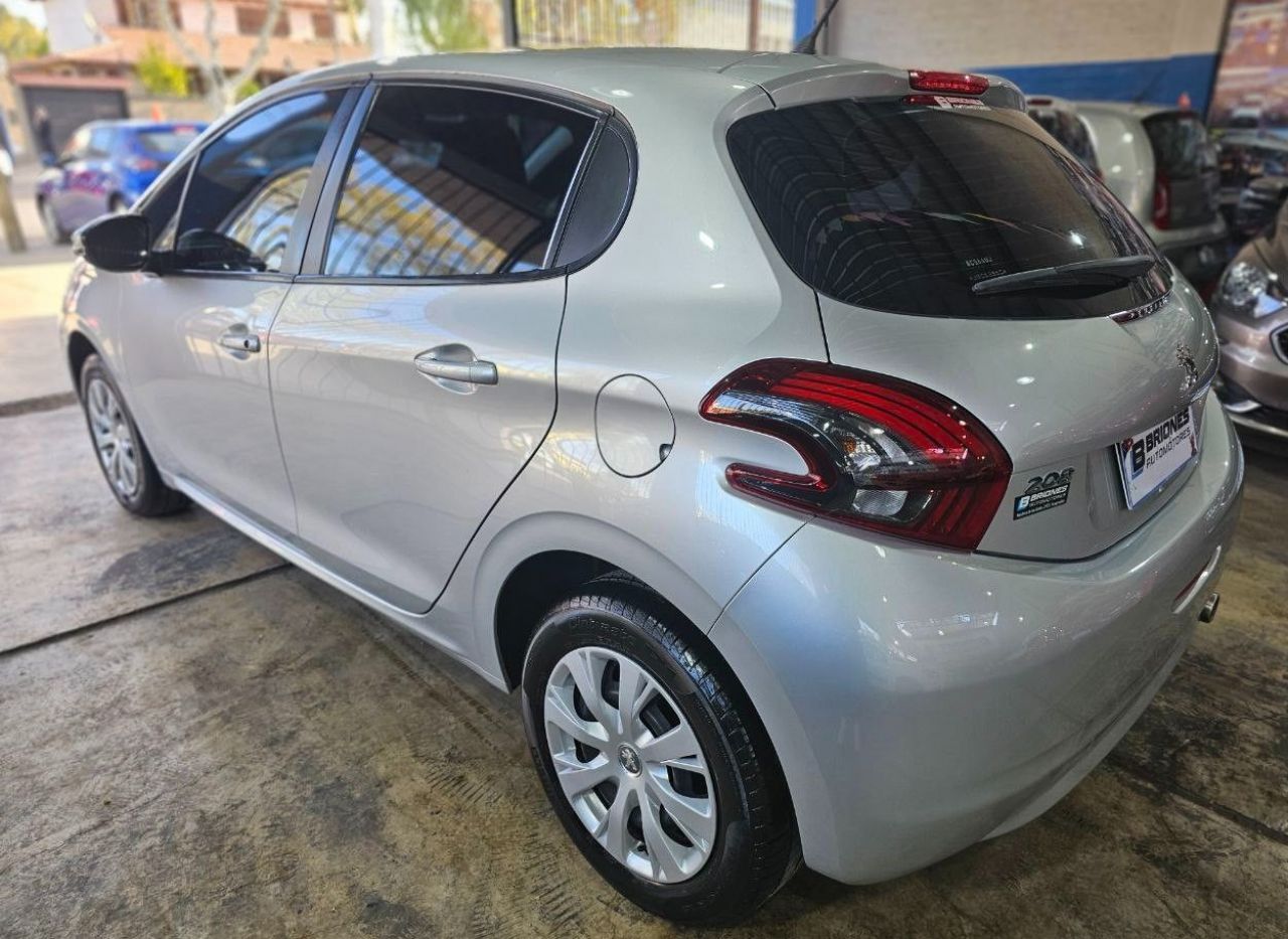 Peugeot 208 Usado en Mendoza, deRuedas