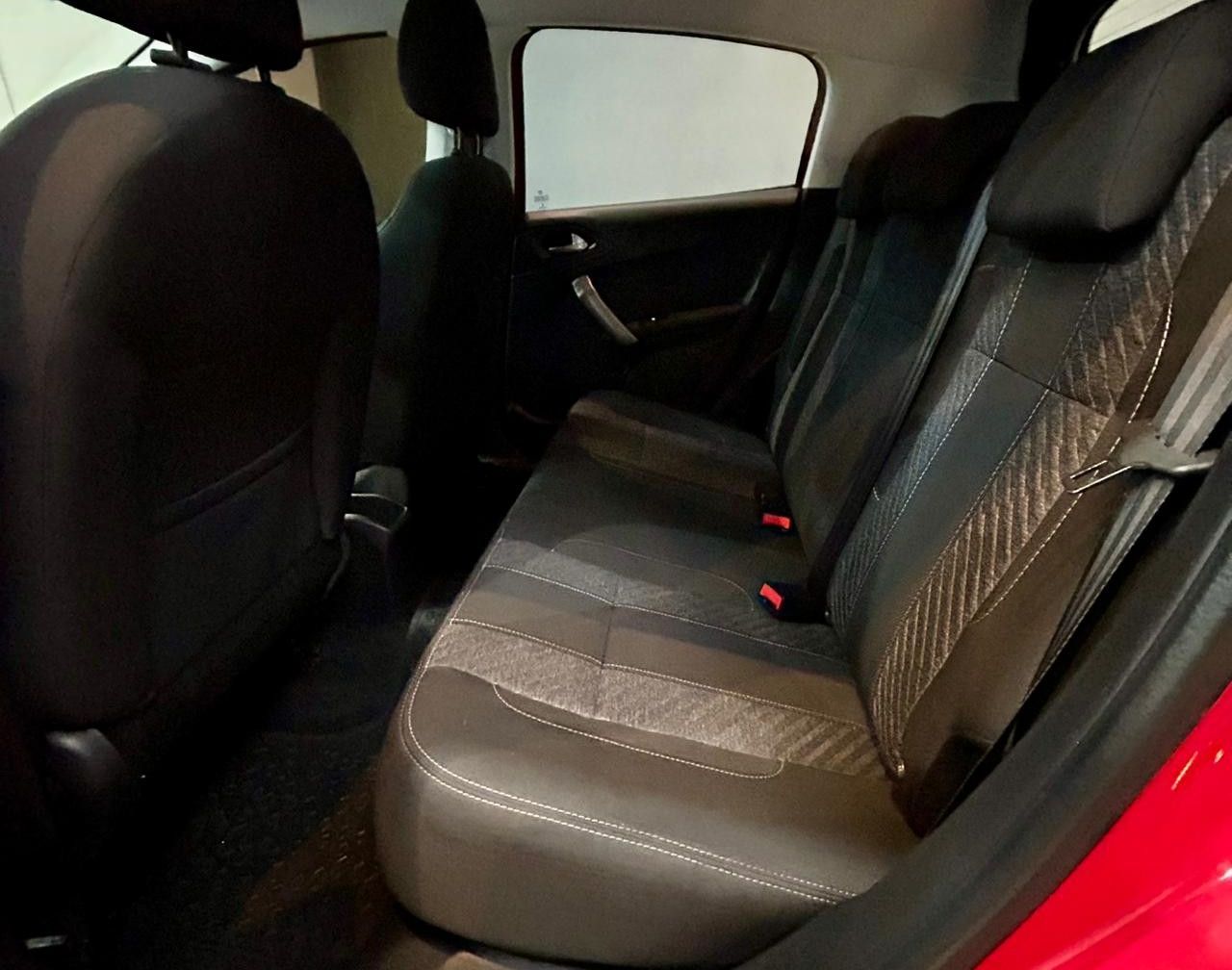 Peugeot 208 Usado Financiado en Córdoba, deRuedas