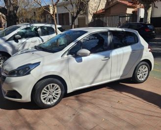 Peugeot 208 Usado en Mendoza