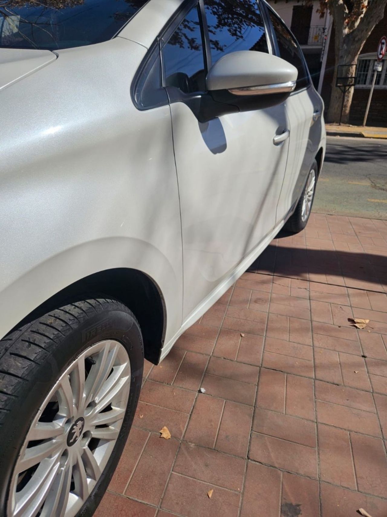 Peugeot 208 Usado en Mendoza, deRuedas