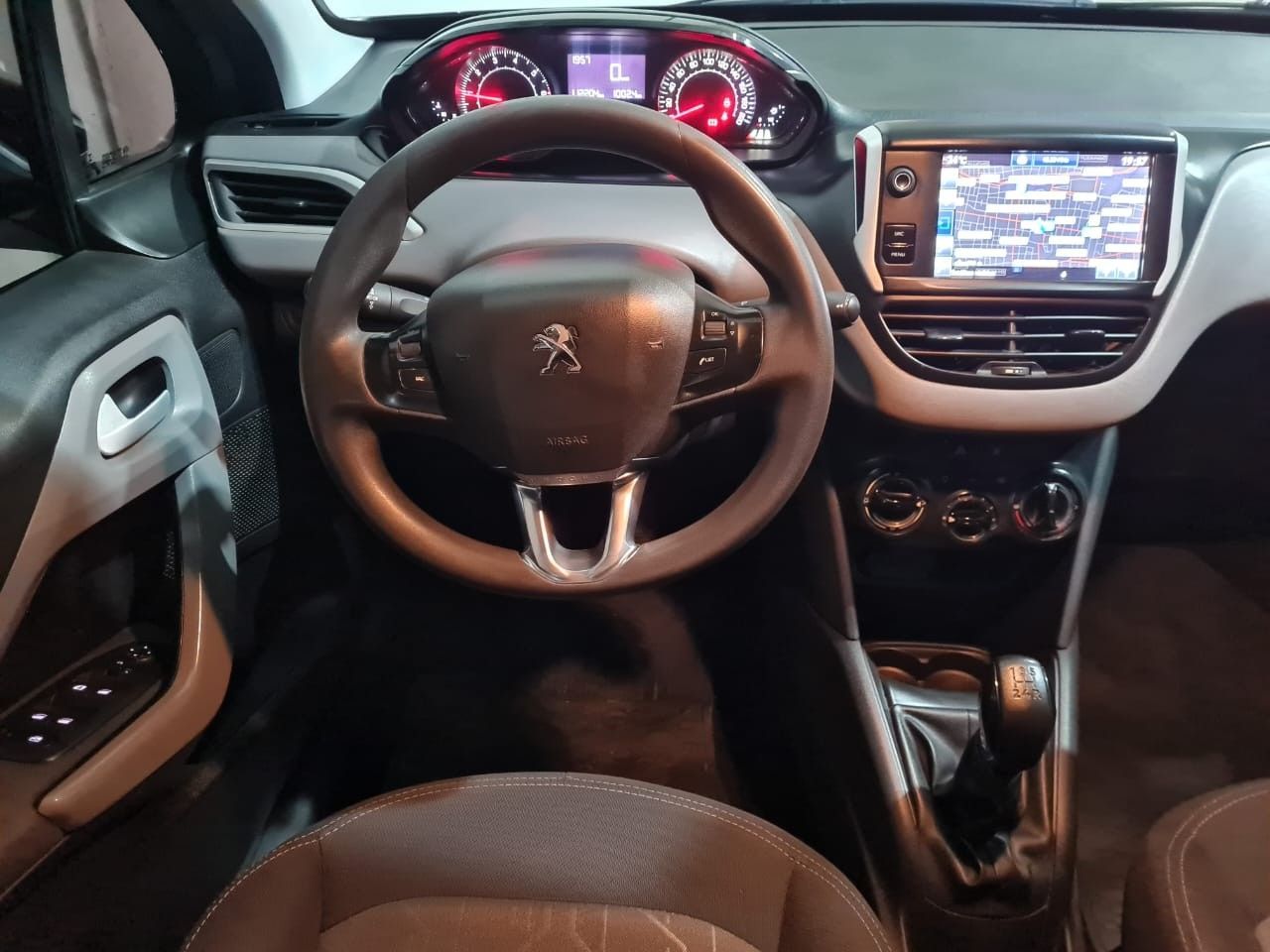 Peugeot 208 Usado en Mendoza, deRuedas