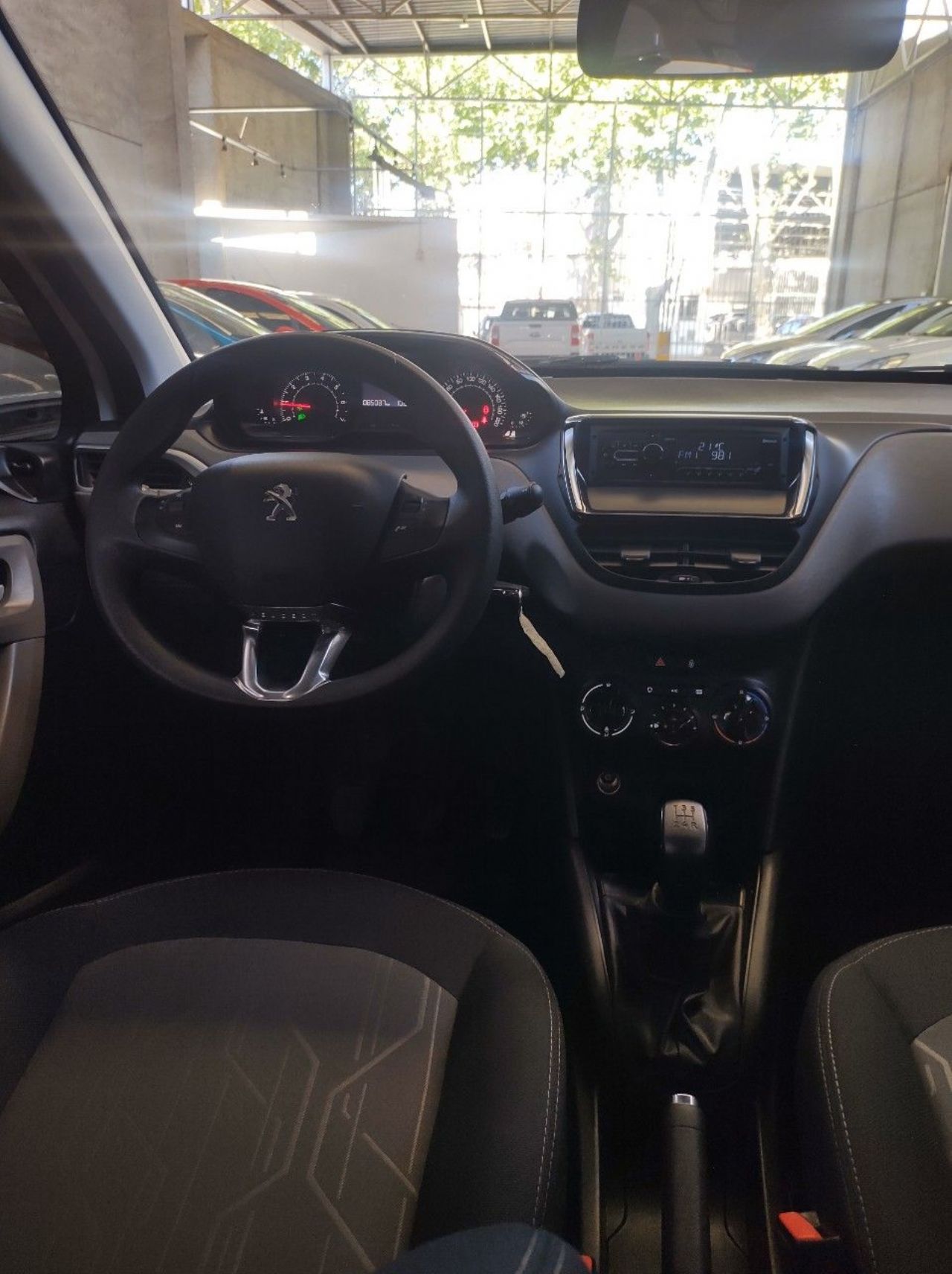 Peugeot 208 Usado en Mendoza, deRuedas