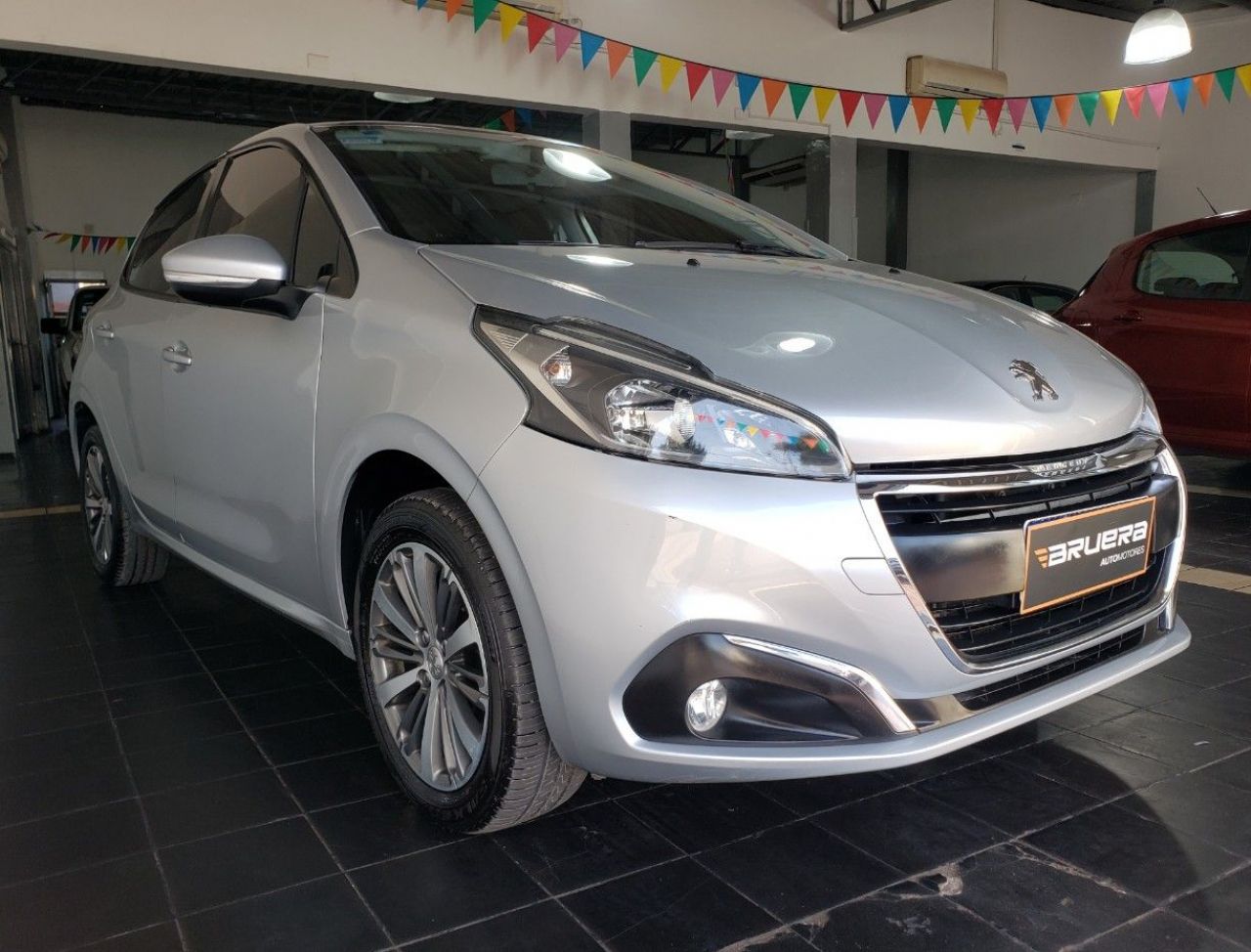 Peugeot 208 Usado Financiado en Mendoza, deRuedas