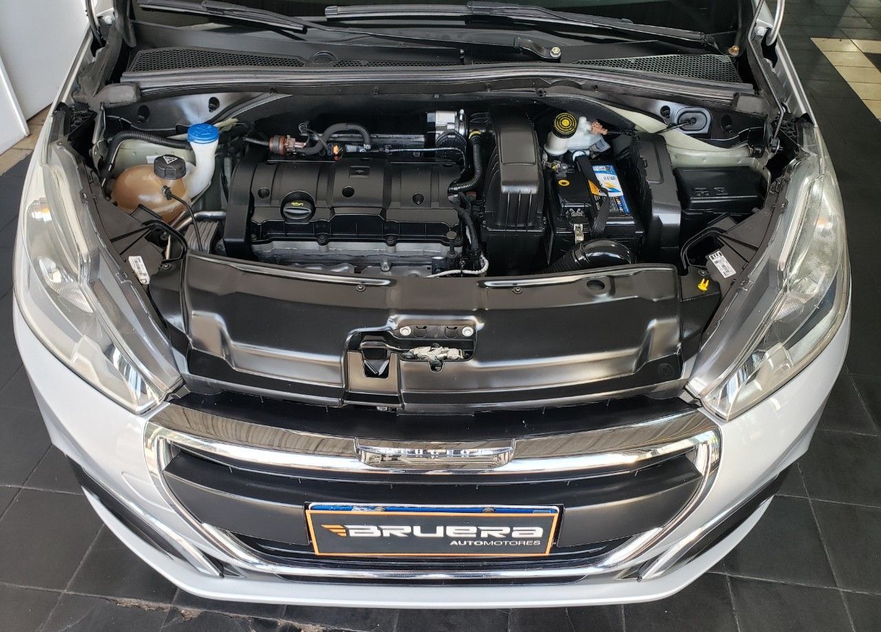 Peugeot 208 Usado Financiado en Mendoza, deRuedas