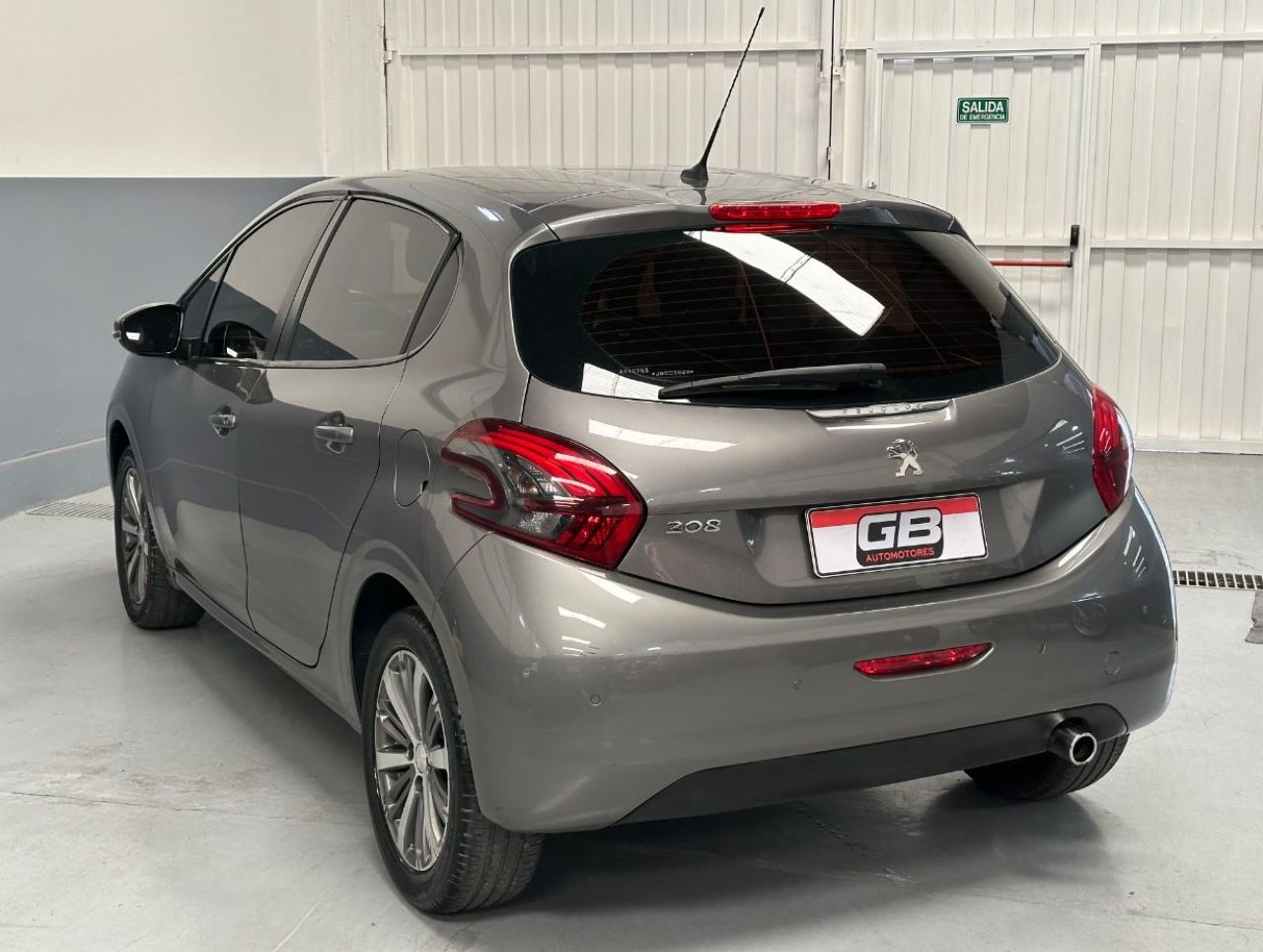Peugeot 208 Usado Financiado en Mendoza, deRuedas