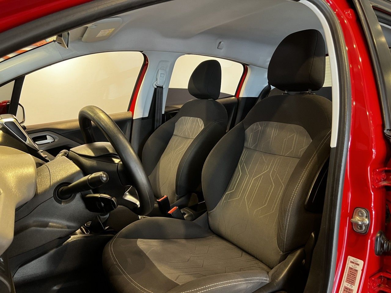 Peugeot 208 Usado Financiado en Córdoba, deRuedas