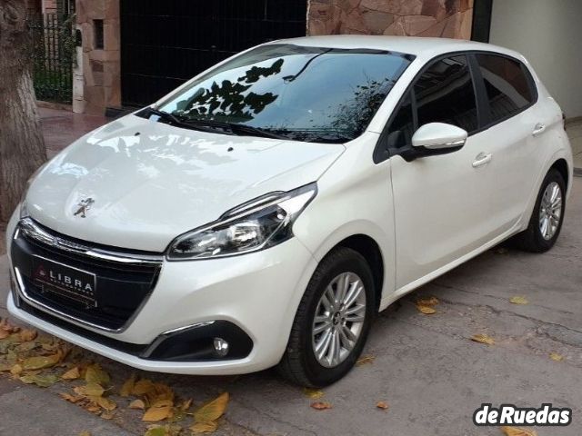 Peugeot 208 Usado en Mendoza, deRuedas