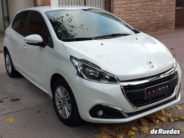 Peugeot 208 Usado en Mendoza, deRuedas