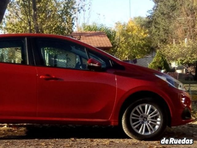 Peugeot 208 Usado en Mendoza, deRuedas