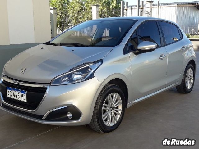 Peugeot 208 Usado en Mendoza, deRuedas