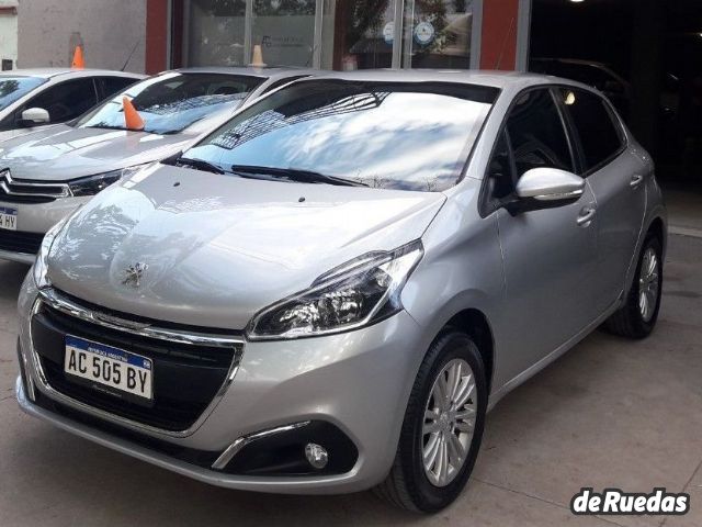 Peugeot 208 Usado en Mendoza, deRuedas