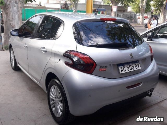 Peugeot 208 Usado en Mendoza, deRuedas