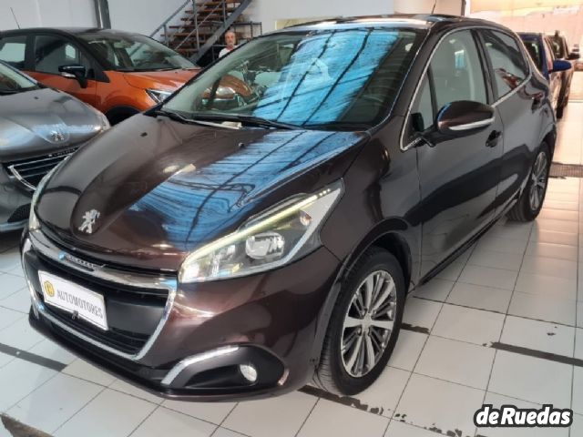 Peugeot 208 Usado en Mendoza, deRuedas