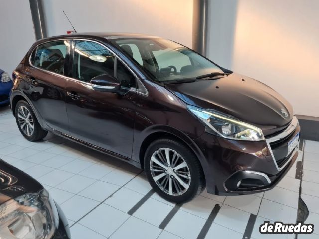 Peugeot 208 Usado en Mendoza, deRuedas