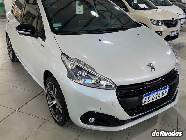 Peugeot 208 Usado en Mendoza, deRuedas