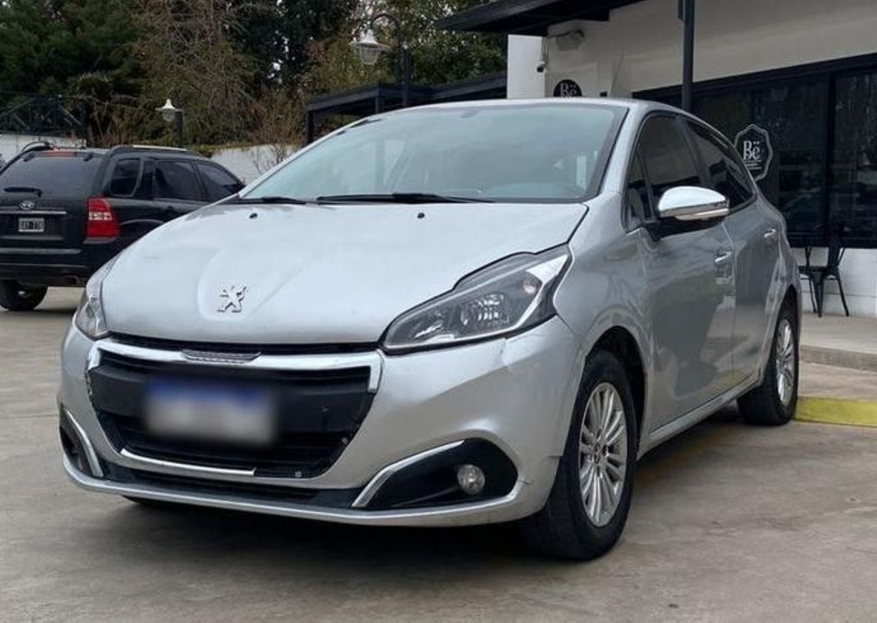 Peugeot 208 Usado en Mendoza, deRuedas