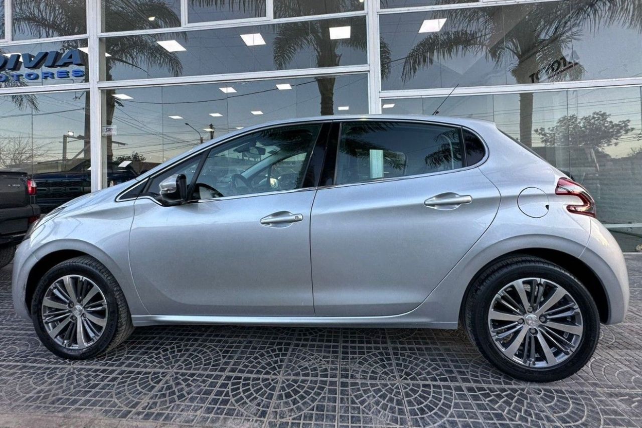 Peugeot 208 Usado en San Juan, deRuedas