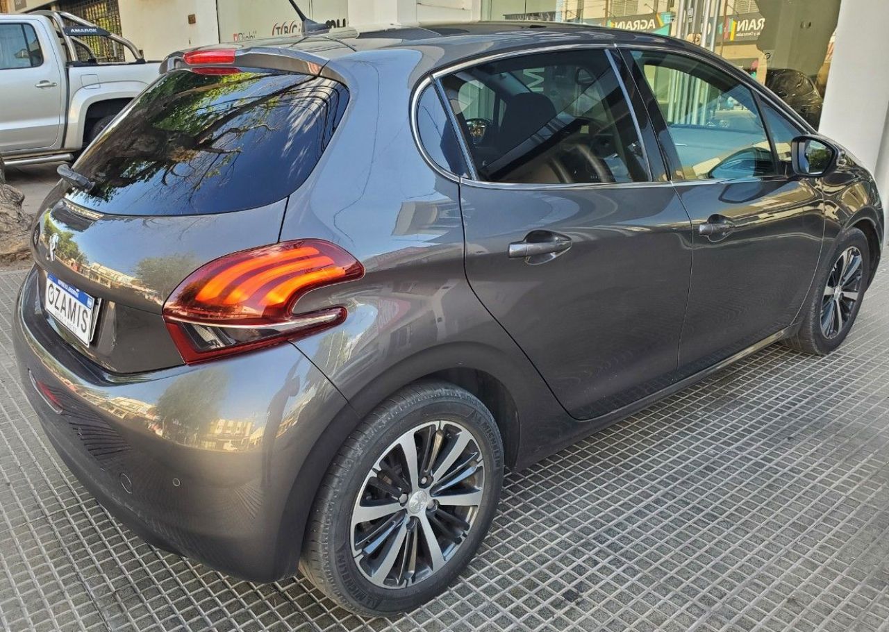 Peugeot 208 Usado en Mendoza, deRuedas