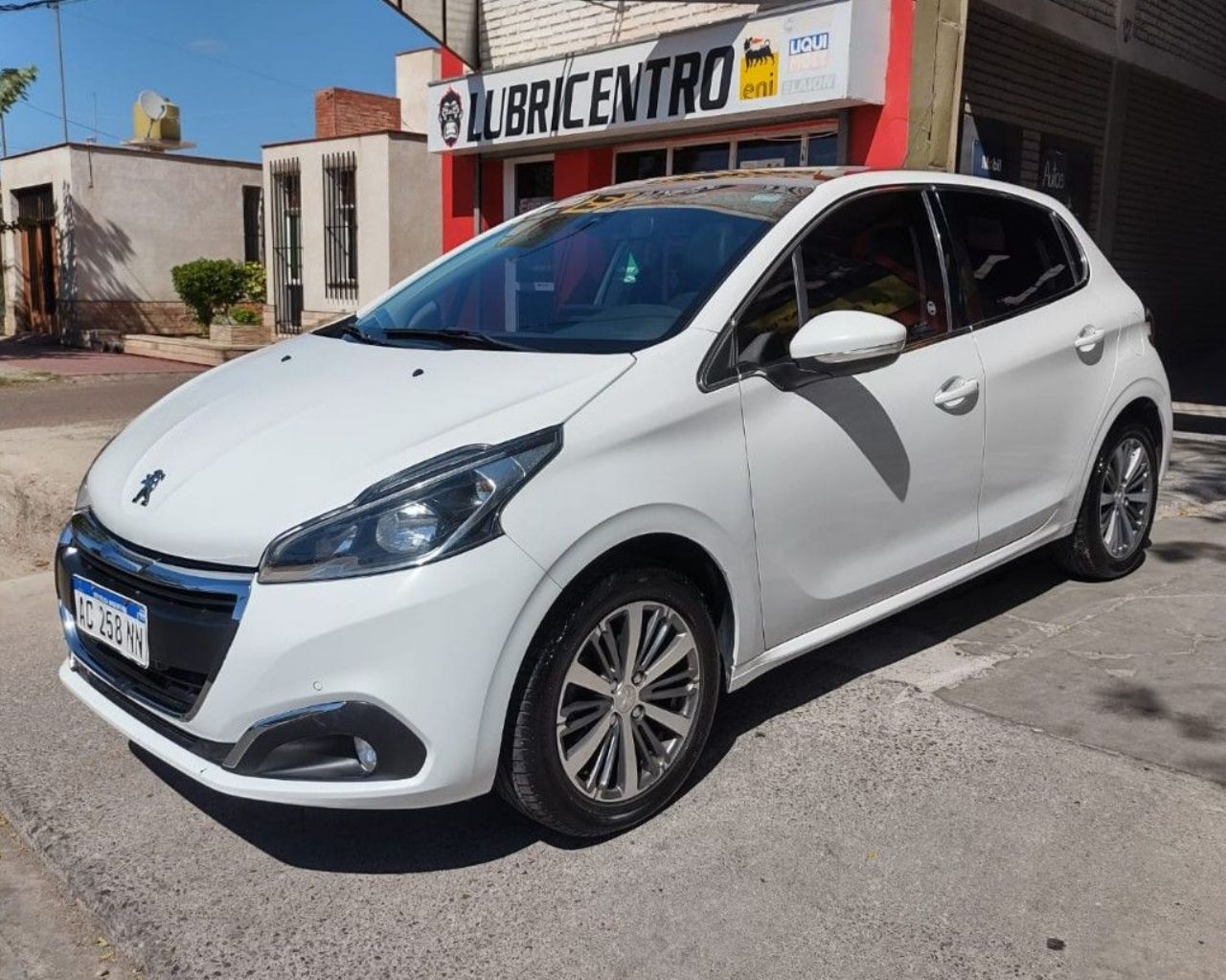 Peugeot 208 Usado en Mendoza, deRuedas
