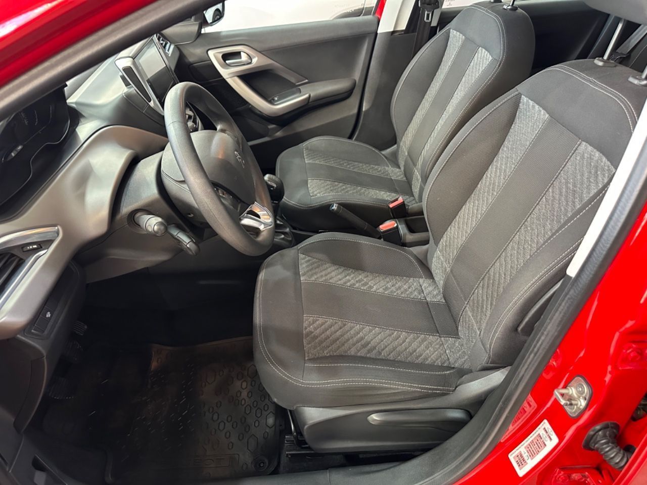 Peugeot 208 Usado en Mendoza, deRuedas