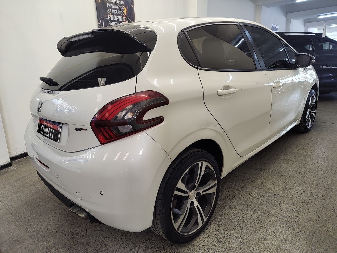Peugeot 208 Usado Financiado en Mendoza, deRuedas