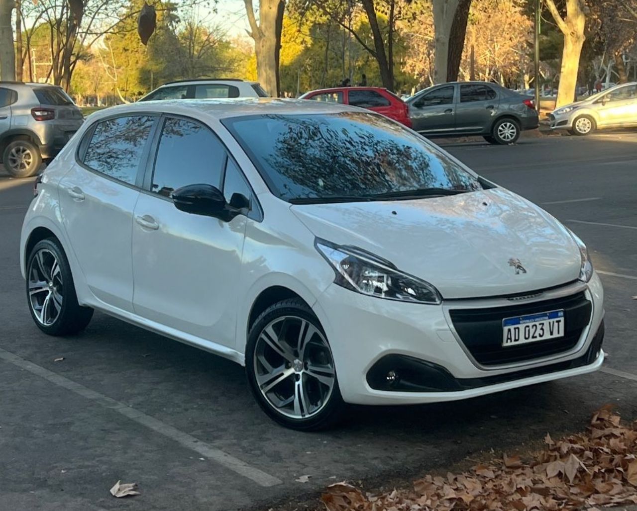 Peugeot 208 Usado en Mendoza, deRuedas