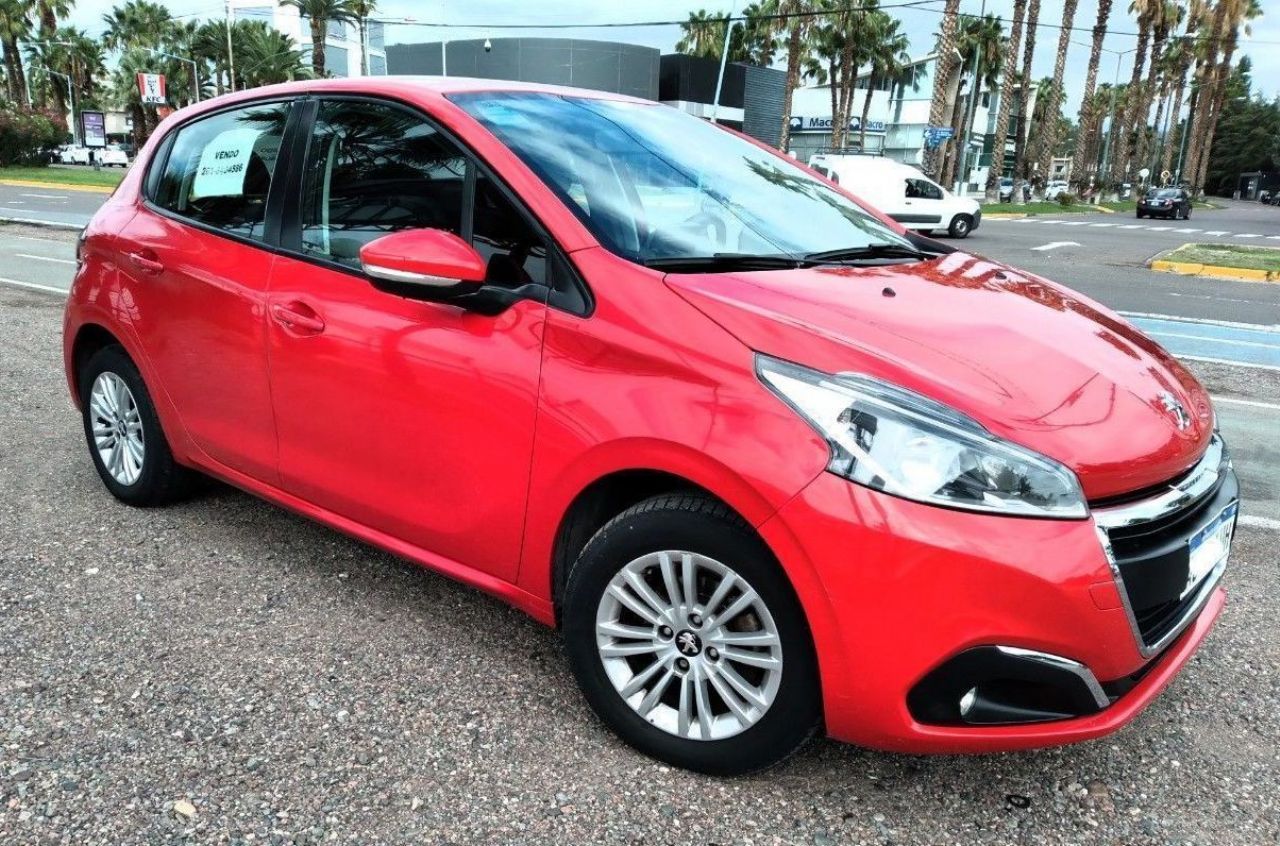 Peugeot 208 Usado en Mendoza, deRuedas