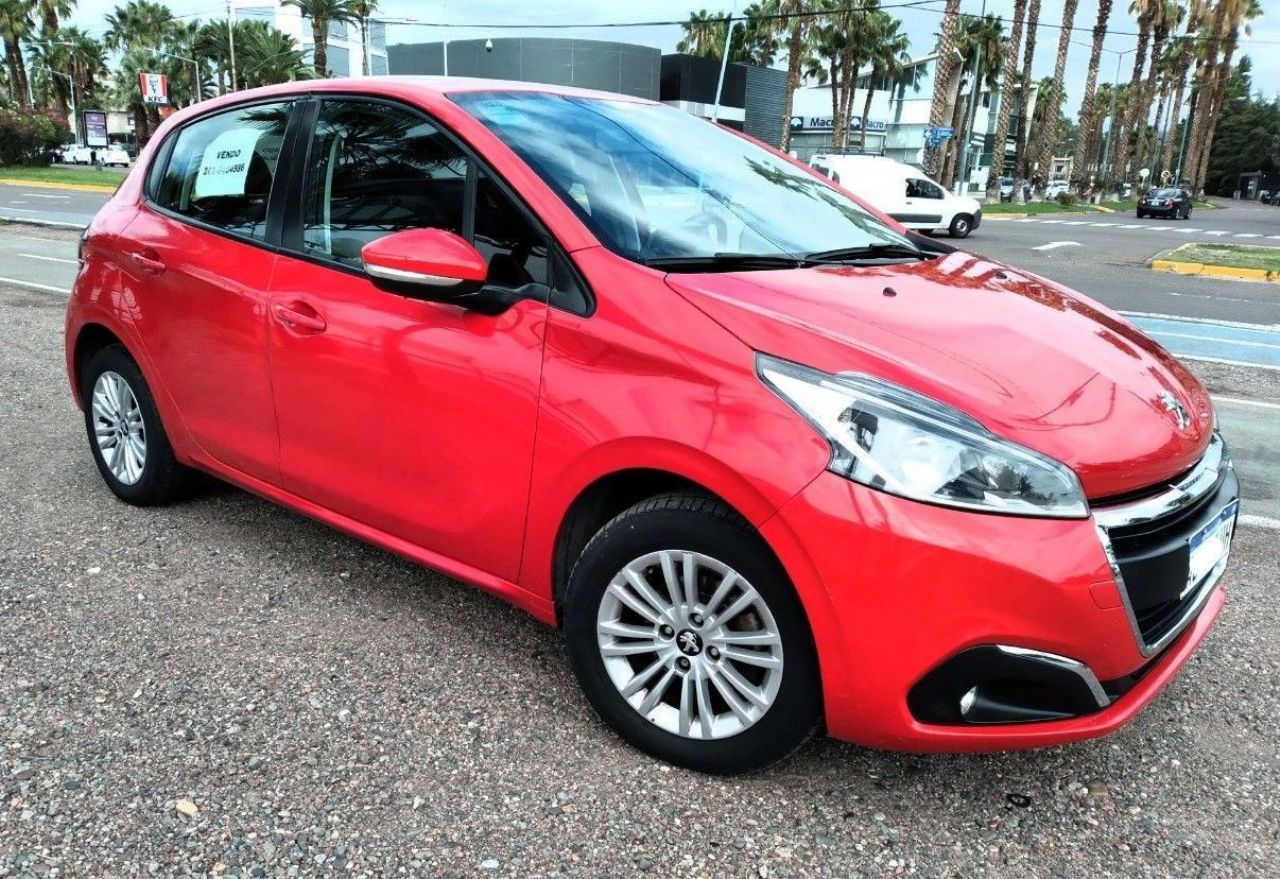 Peugeot 208 Usado en Mendoza, deRuedas