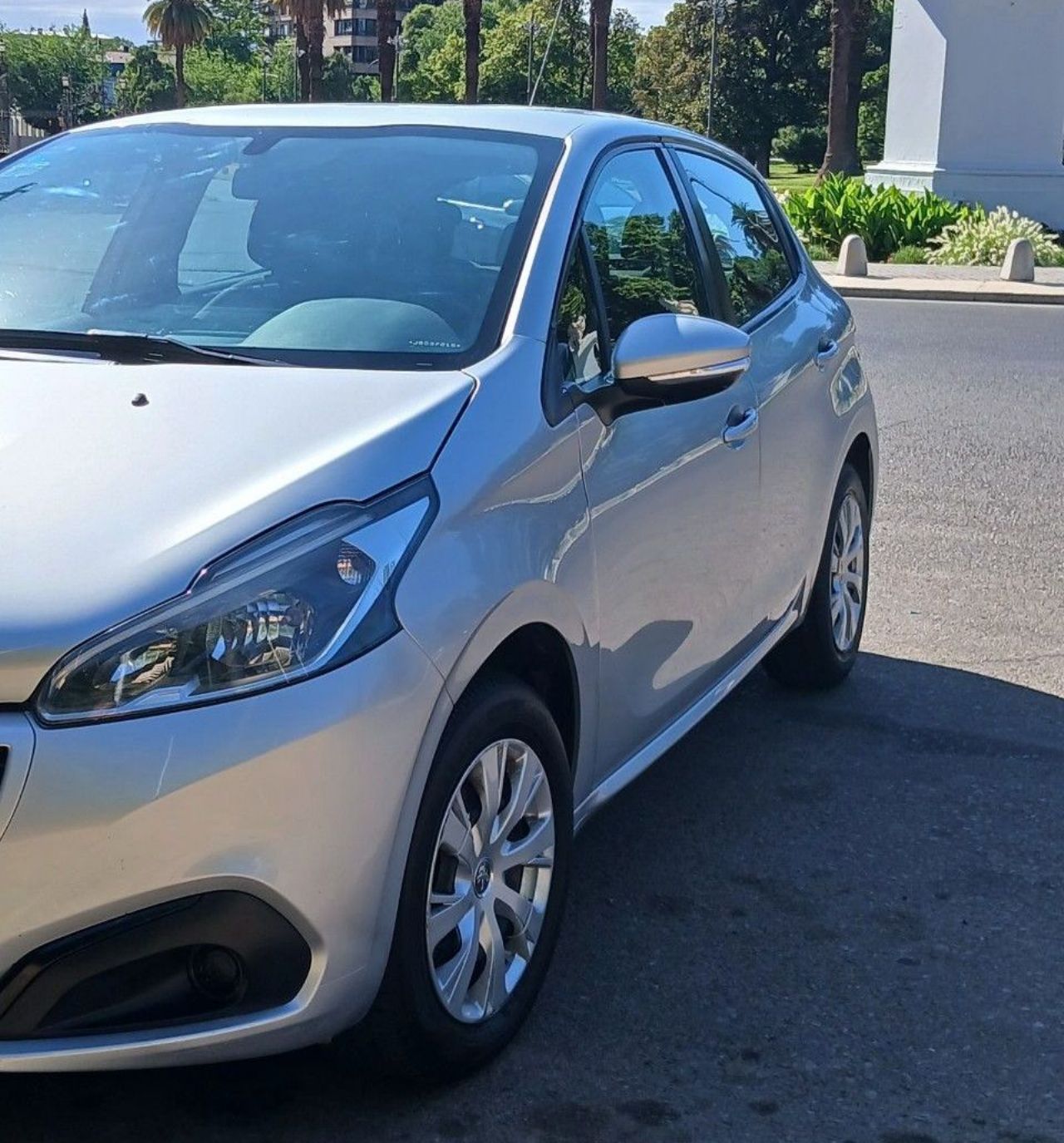 Peugeot 208 Usado en Mendoza, deRuedas