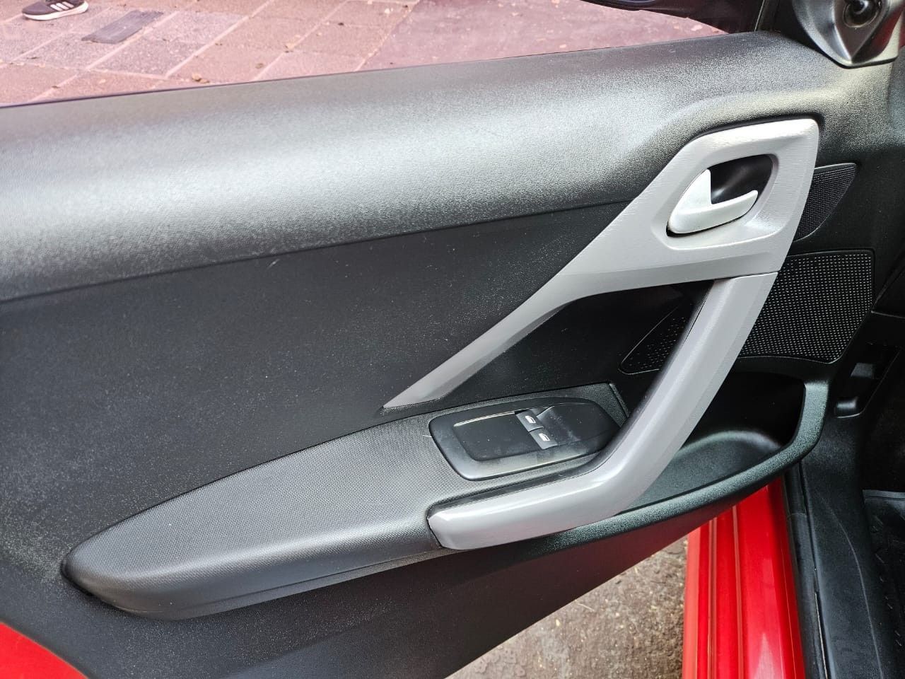 Peugeot 208 Usado en Mendoza, deRuedas