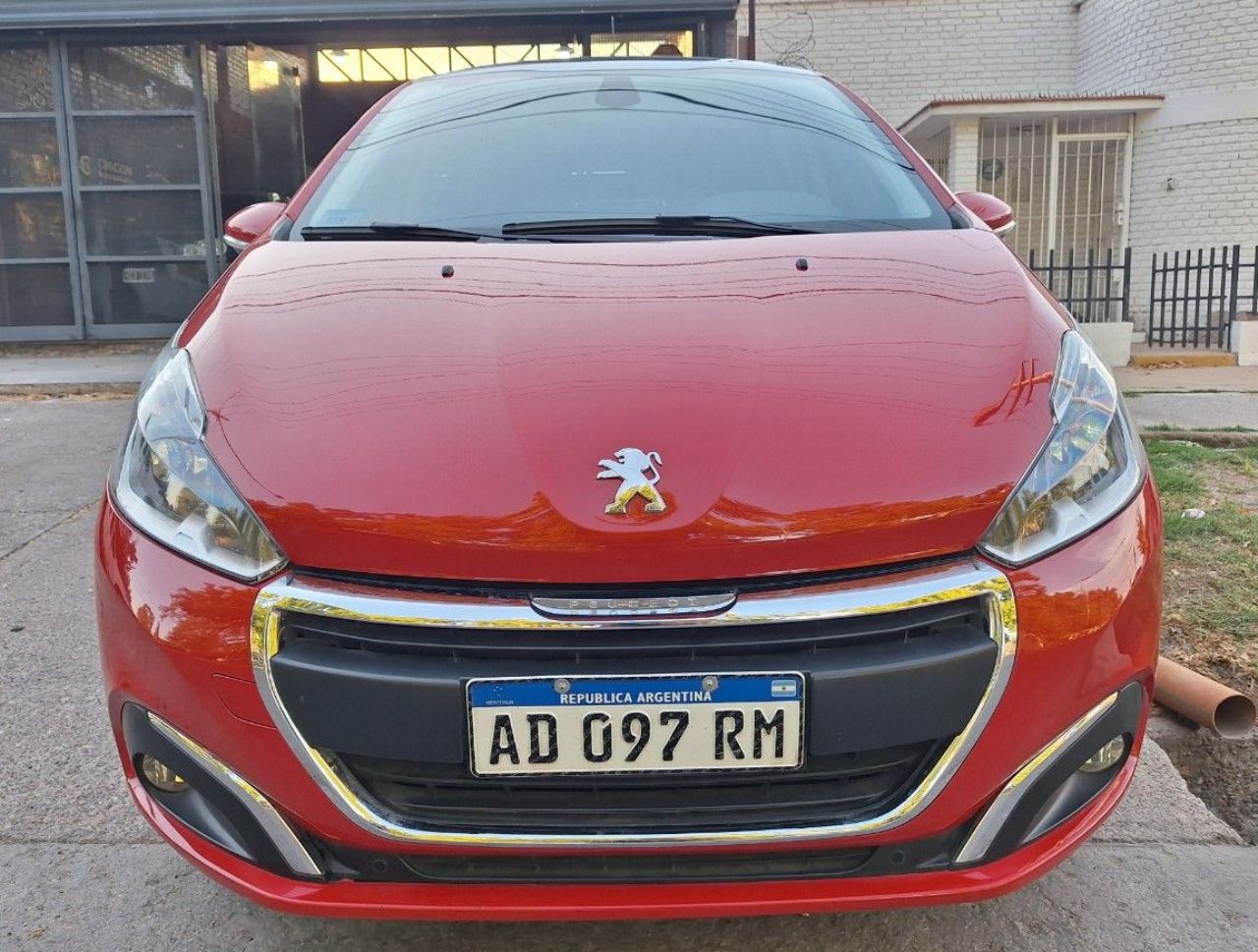 Peugeot 208 Usado en Mendoza, deRuedas