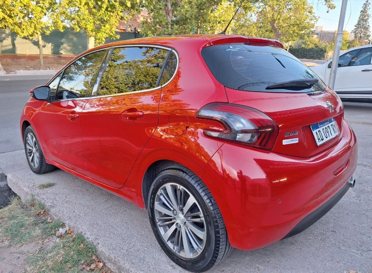 Peugeot 208 Usado en Mendoza, deRuedas