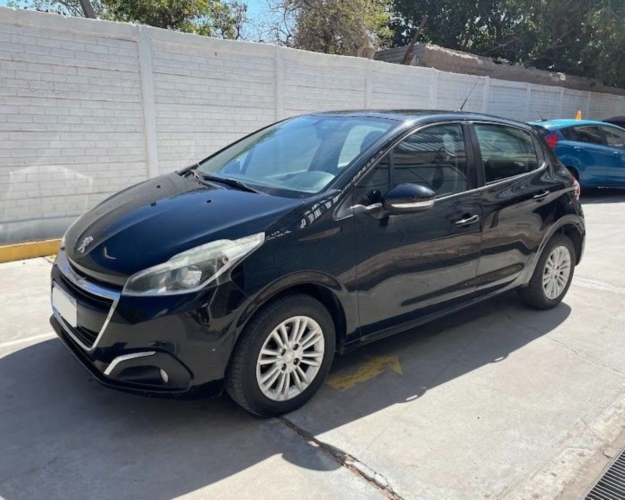 Peugeot 208 Usado en San Juan, deRuedas