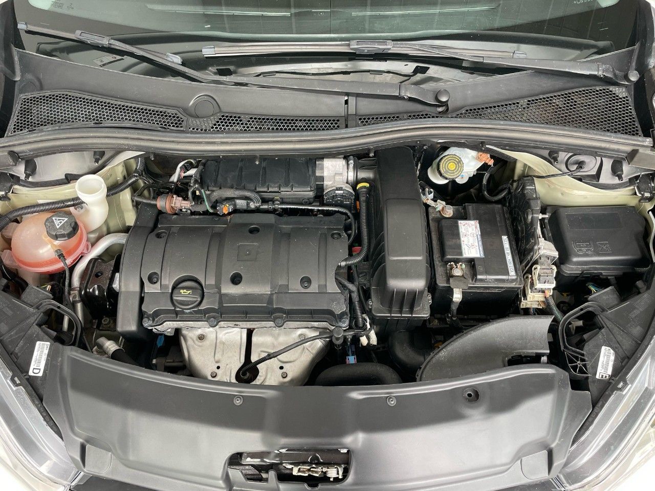 Peugeot 208 Usado Financiado en Córdoba, deRuedas